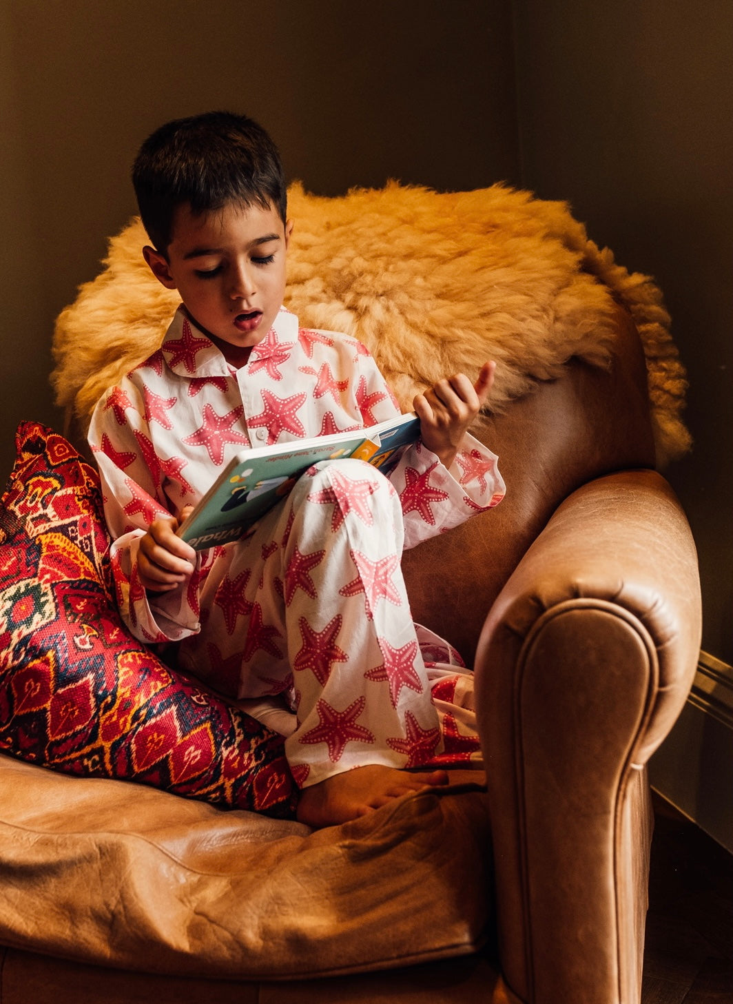 Kid's pyjamas with a cute starfish design